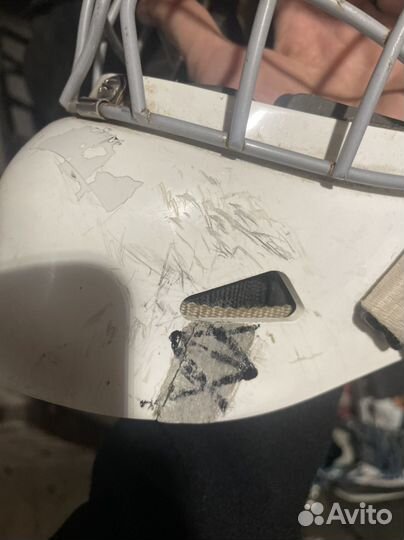 Шлем хоккейного вратаря