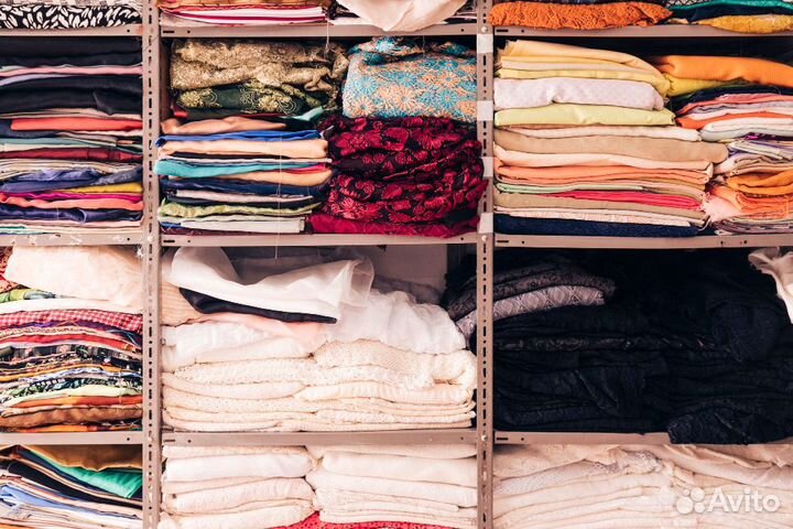 Сборщица на склад одежды и косметики Москва вахта