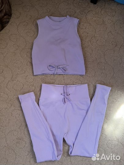 Спортивный костюм женский