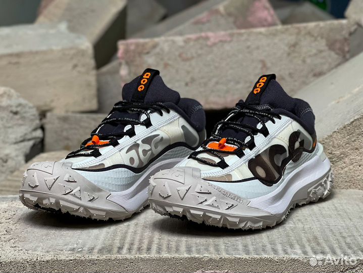 Nike ACG Mountain Fly 2 Low White Bright Mandarin