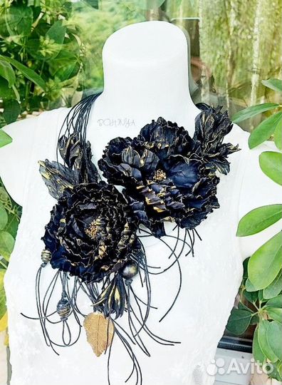 Колье с цветами винтажное