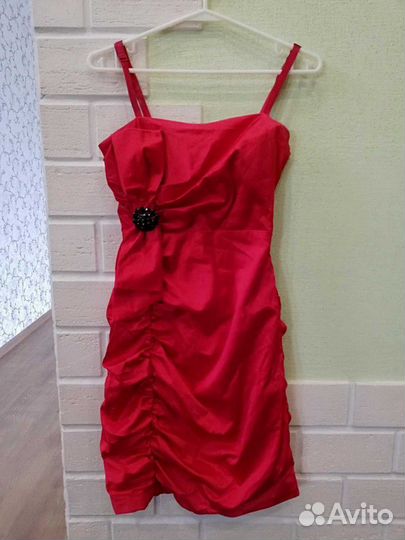 Платье новогоднее 42