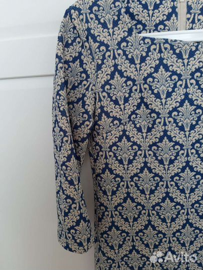 Офисное платье в стиле Шанель