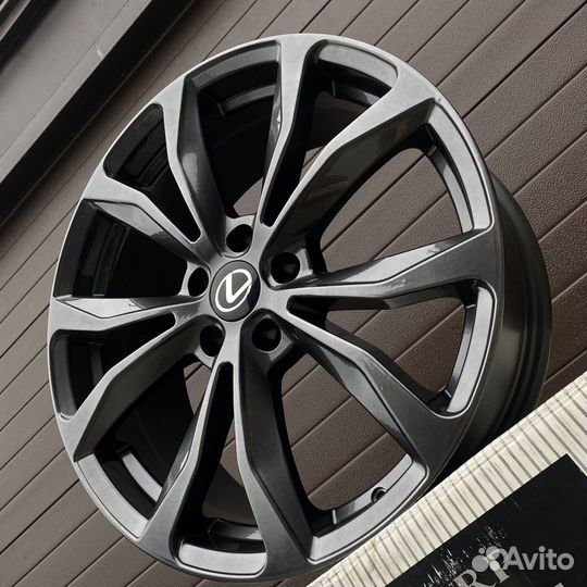 Диски 19 дюймов 5/114,3