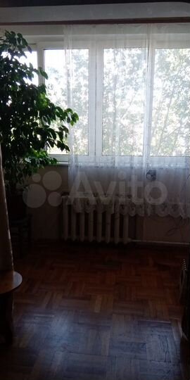 2-к. квартира, 58 м², 4/12 эт.