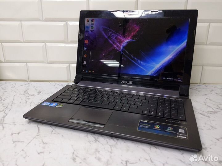 Ноутбук Asus Core i5+ram 4 gb+SSD 120gb+GT 630M