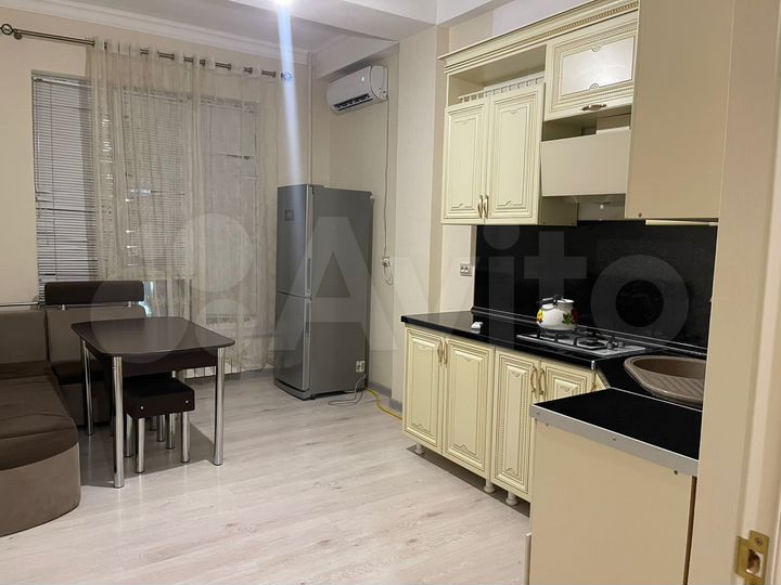 2-к. квартира, 45 м², 7/15 эт.