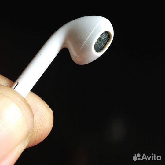 Чистка AirPods