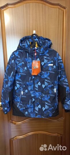 Демисезонная куртка 146 р+ флиска