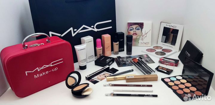 Большой набор косметики MAC
