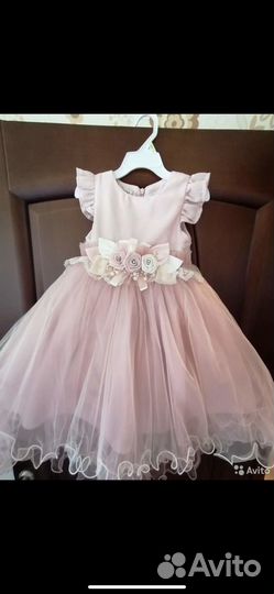 Нарядное платье для девочки 104