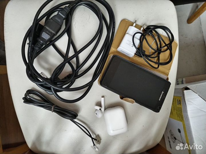 Телефоны провода шнуры кабели