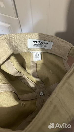 Adidas originals кепка