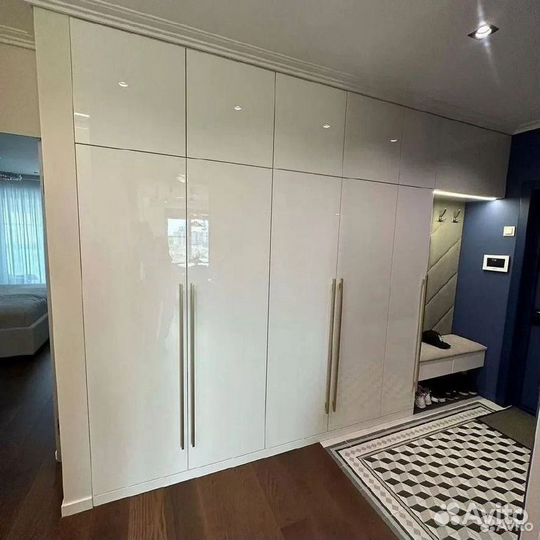 Шкаф в спальню на заказ