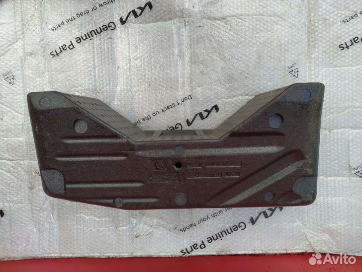 Ящик для инструментов Volkswagen Polo 6