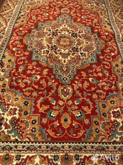 Три отличных шерстяных ковра 2*3 м и 2,5*4м