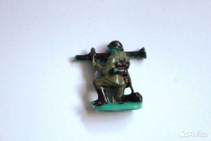 Солдатик гранатометчик