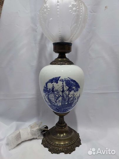 Антикварная настольная лампа Делфт 61см, фаянс
