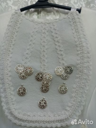 Нагрудник (Тушелдерек)