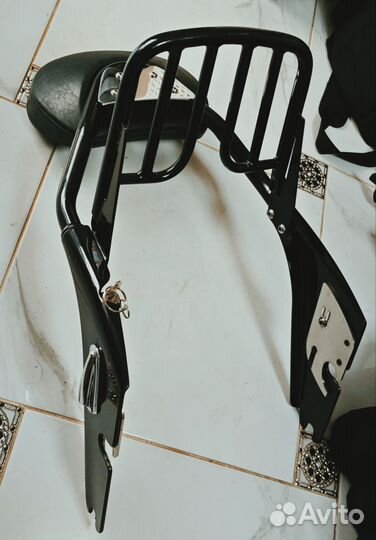 Triumph Thunderbird storm Спинка пассажирская