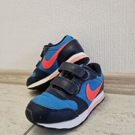 Кроссовки Nike 27