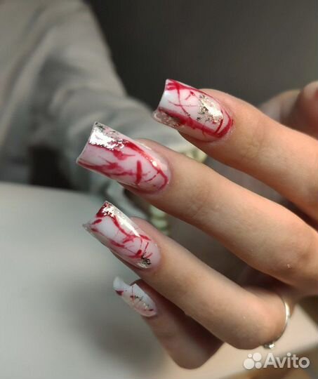 Мастер маникюра