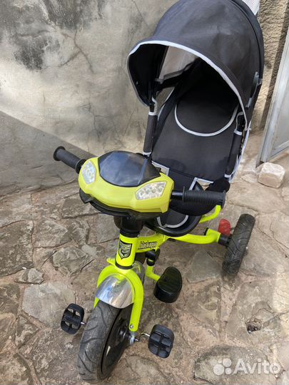 Трехколесный велосипед