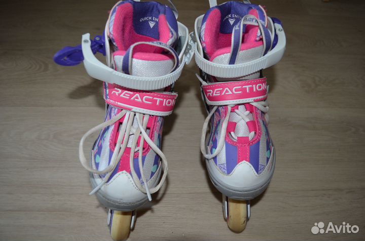 Роликовые коньки с каской и защитой для ребенка