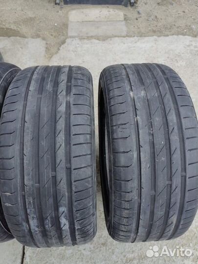 Nokian Tyres Hakka Black 245/45 R18