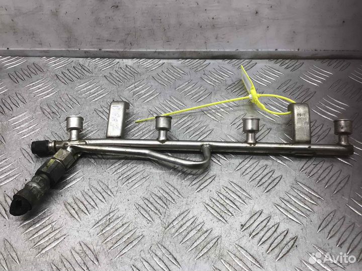 Топливная рампа Opel Meriva Z16XE