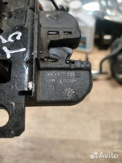 Замок крышки багажника VW Transporter T5