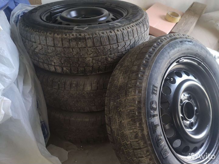 R15 Ceat Artic III 195/65, PCD 5x112 DIA 66.6