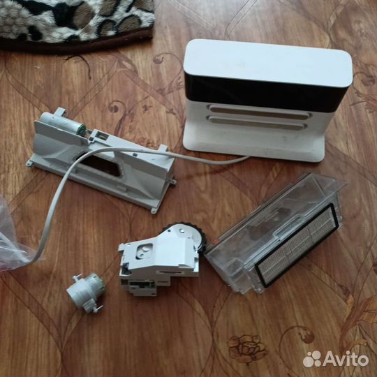 Запчасти на роботы пылесосы tefal, lg xiaomi