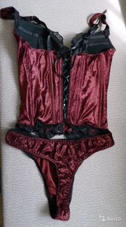 Новый комплект корсет и стринги бархат