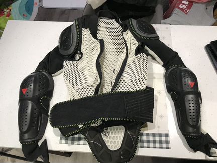 Защита Dainese action full PRO