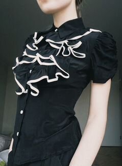 Блуза с рюшами