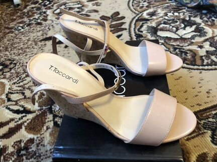 Туфли Taccardi 36 бежевые