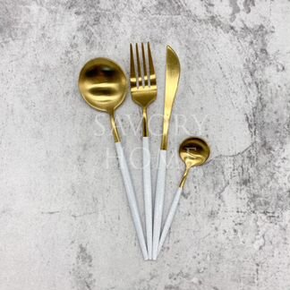 Набор столовых приборов