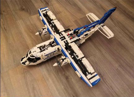 Lego Technic 42025