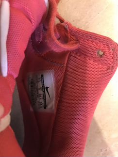 Кроссовки Nike