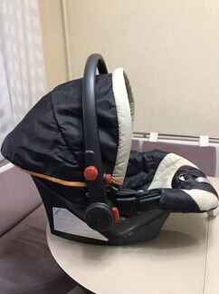 Детское автокресло переноска Chicco