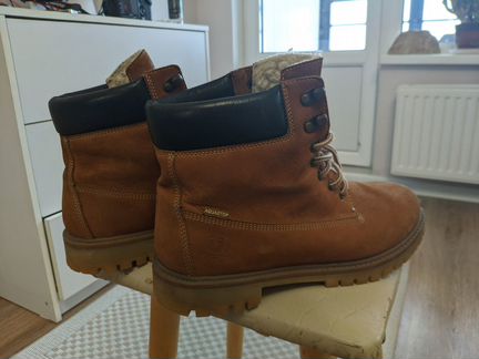 Ботинки зимние кожаные отличное состояние
