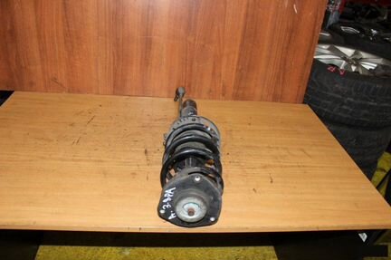 Стойка подвески передняя левая Audi A3