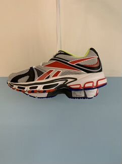 Кроссовки reebok X vetements