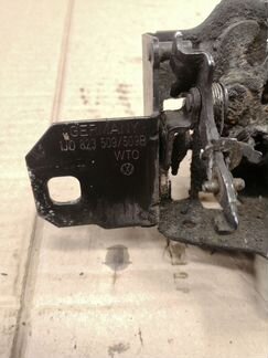 Замок капота VW Golf4