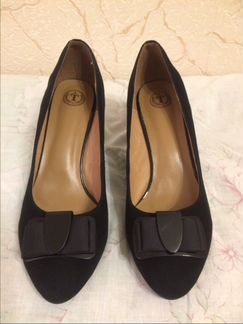 Замшевые туфли