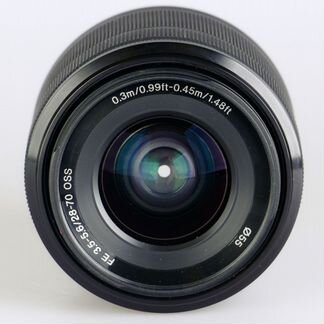 Sony 28-70mm f/3.5-5.6 FE OSS
