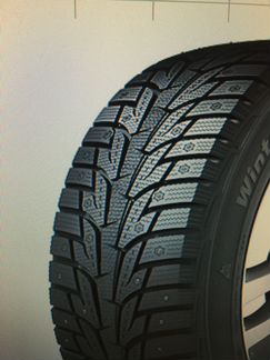 235/45 R17 Hankook 