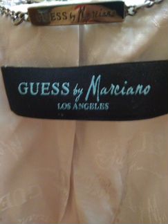 Женский яркий пиджак guess