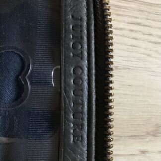 Кожаный кошелёк Juicy Couture